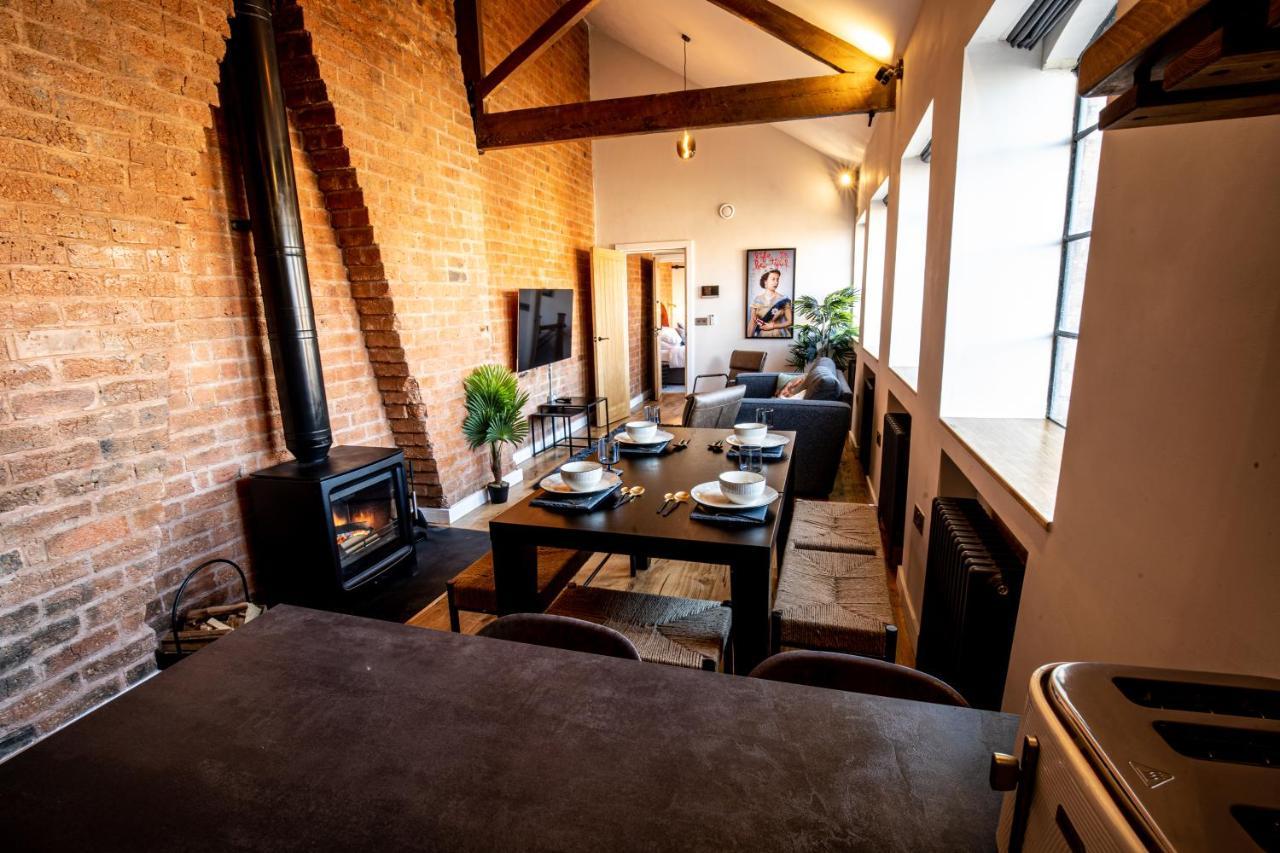 Vip 3Br Grade2 Luxurious Industrial House With Wood Fire, Electric Blinds And Big Cast Iron Windows In The Heart Of The Jq Villa Бирмингам Екстериор снимка