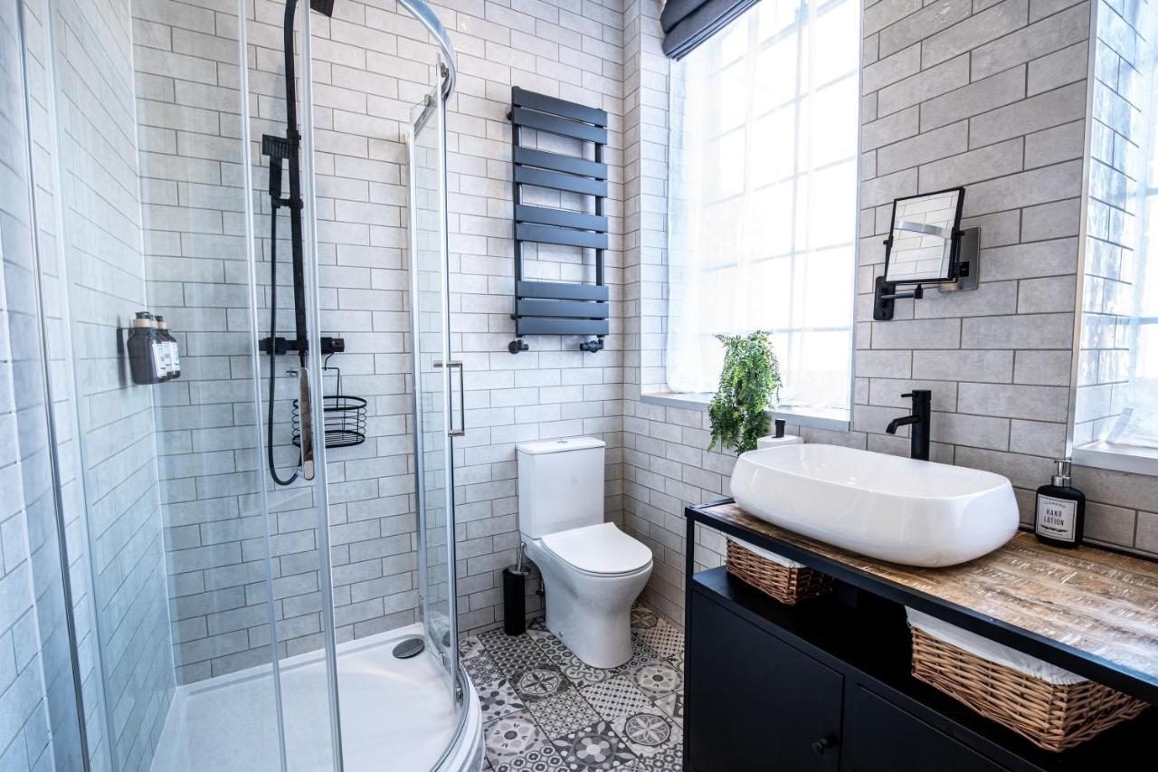 Vip 3Br Grade2 Luxurious Industrial House With Wood Fire, Electric Blinds And Big Cast Iron Windows In The Heart Of The Jq Villa Бирмингам Екстериор снимка