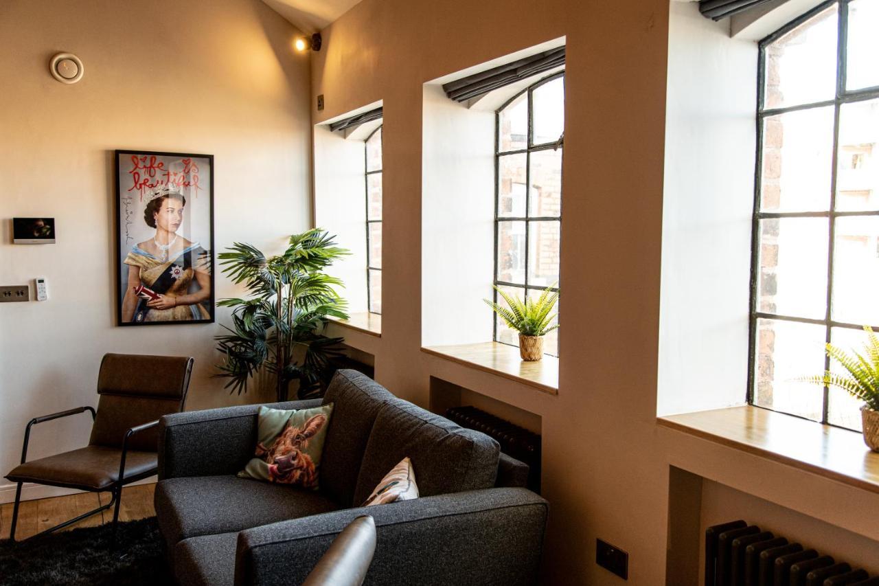Vip 3Br Grade2 Luxurious Industrial House With Wood Fire, Electric Blinds And Big Cast Iron Windows In The Heart Of The Jq Villa Бирмингам Екстериор снимка