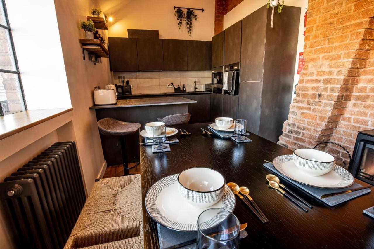 Vip 3Br Grade2 Luxurious Industrial House With Wood Fire, Electric Blinds And Big Cast Iron Windows In The Heart Of The Jq Villa Бирмингам Екстериор снимка
