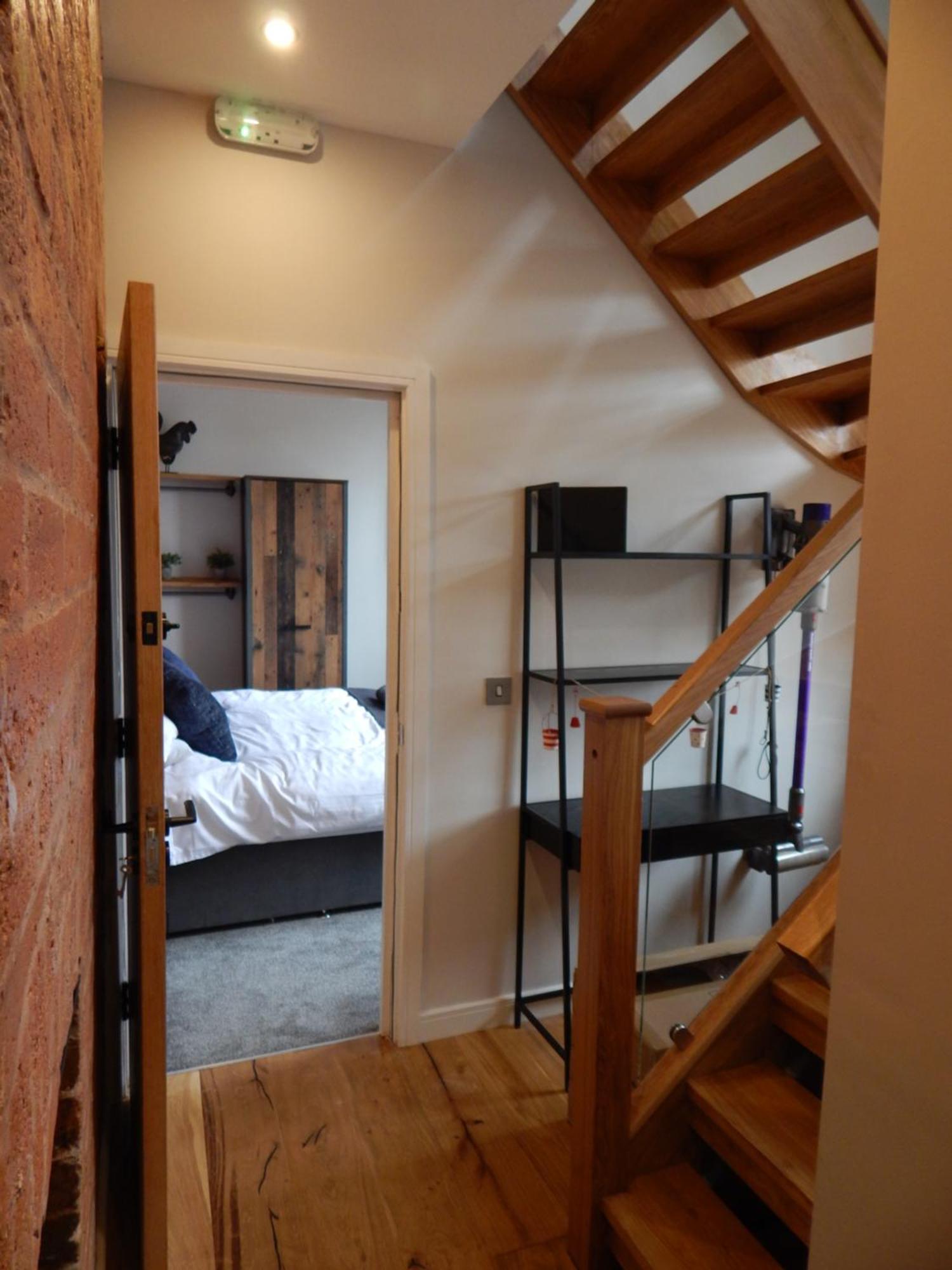 Vip 3Br Grade2 Luxurious Industrial House With Wood Fire, Electric Blinds And Big Cast Iron Windows In The Heart Of The Jq Villa Бирмингам Екстериор снимка
